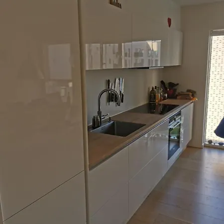 Modern 4-room Apartment, 2 Bedrooms And A Balcony *