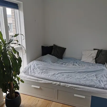 Modern 4-room Apartment, 2 Bedrooms And A Balcony Apartament *