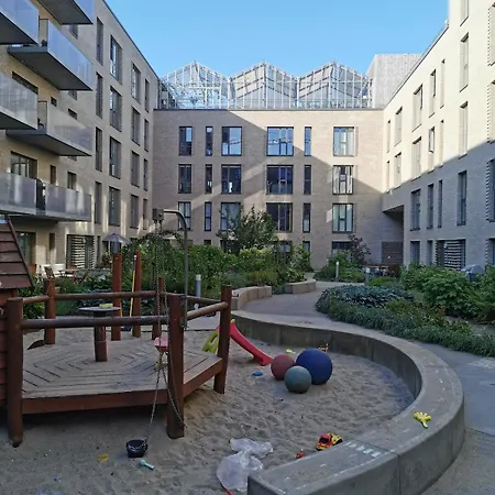 Modern 4-room Apartment, 2 Bedrooms And A Balcony * Kodaň